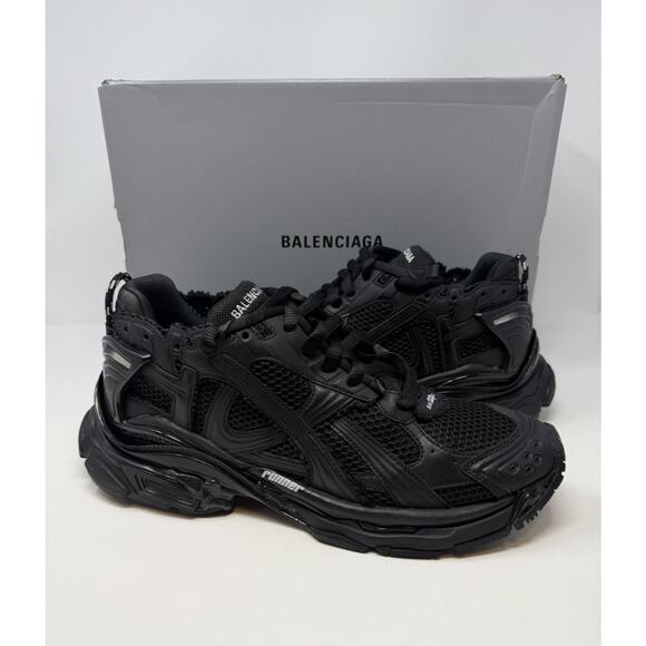Balenciaga Runner Sneaker Matte Black main image 8